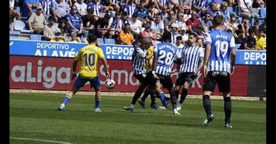 Deportivo Alaves vs Las Palmas1